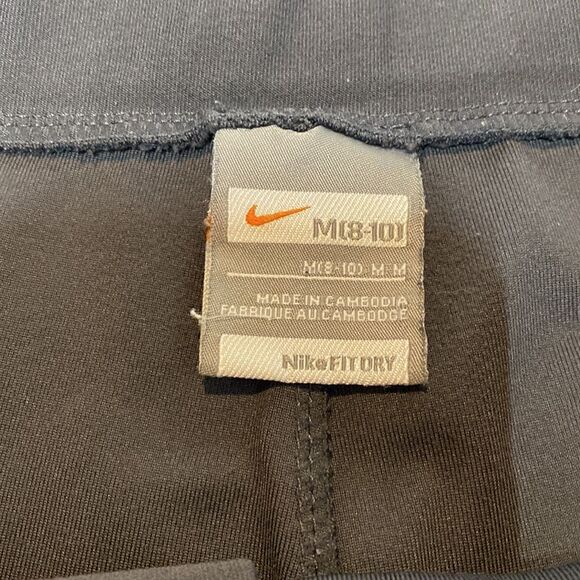 Women’s Nike Dri-Fit Pants - Size Medium - Picture 4 of 9